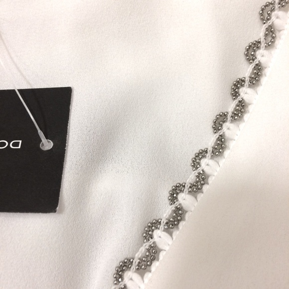 Dorothy Perkins Ivory Trim Sleeve V-Neck Top - Picture 6 of 7